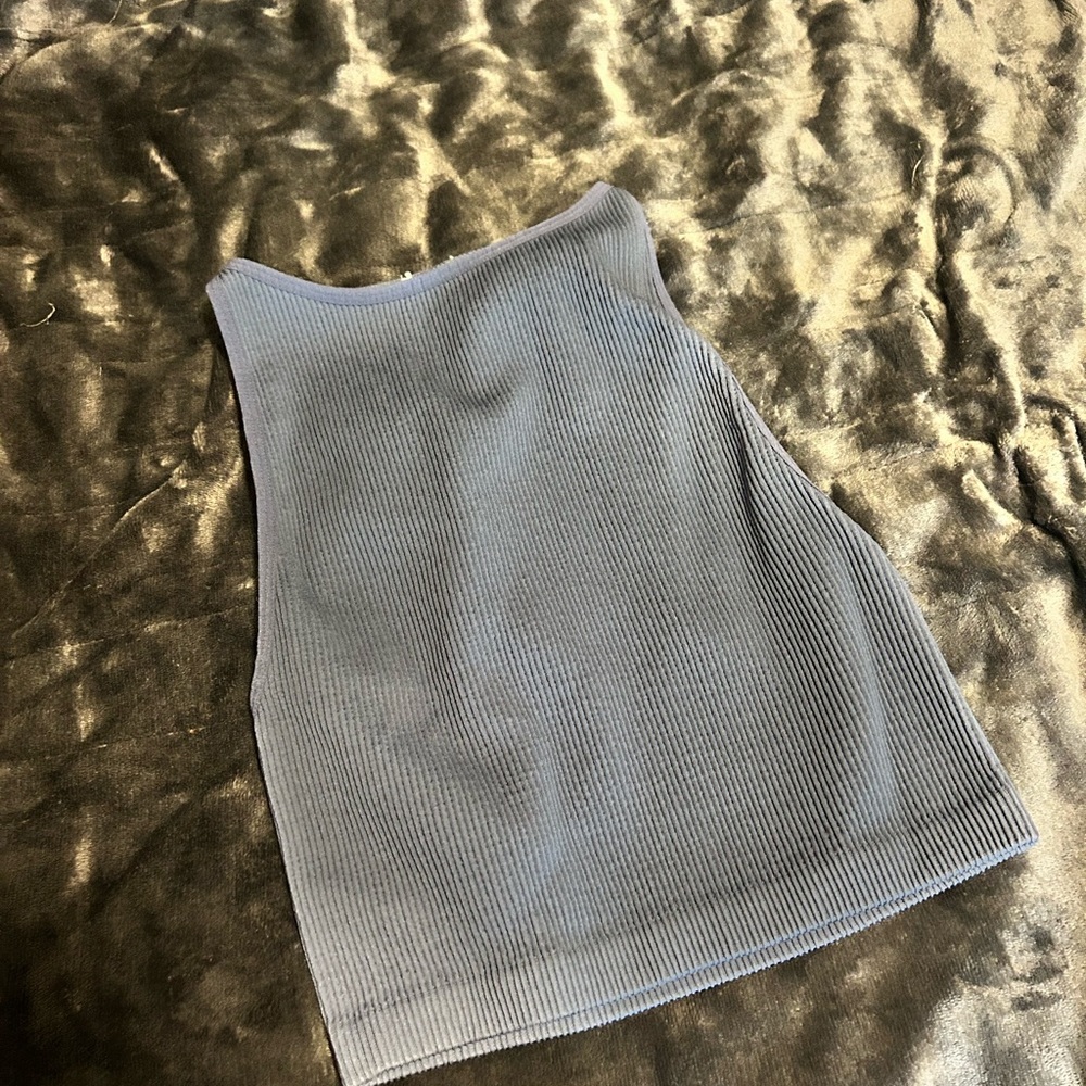 Ash blue ribbed tank
